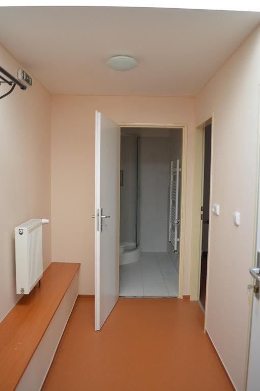 Stara Fara Hotel Chržín Стая снимка